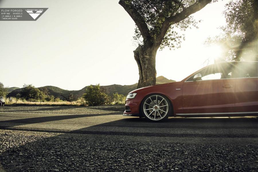 Детали экстерьера Audi S4 Sedan by Vorsteiner 2015 года  (фото 3 из 7)